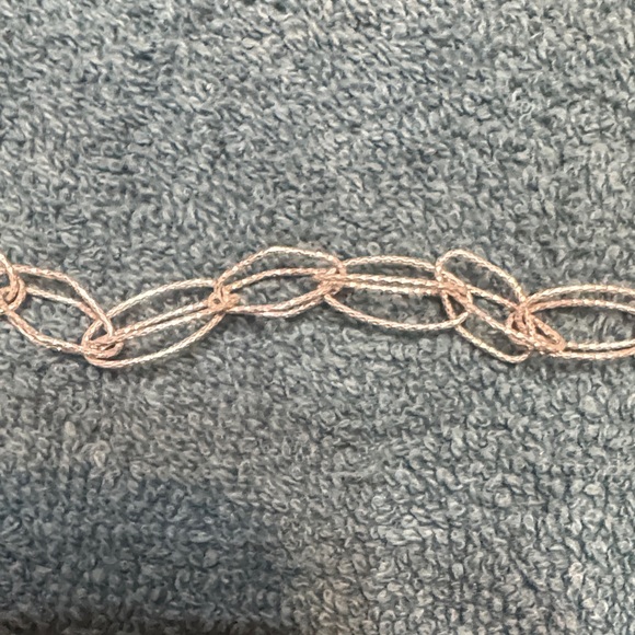 Anne Klein Silver Oval Link  Chocker Necklace 6 3/4 without 3”Ext. - Picture 5 of 5